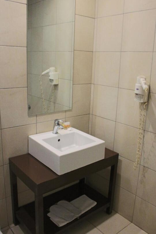 Inoh Hotel Ateny Zewnętrze zdjęcie